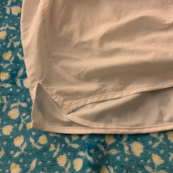 NIKE SHORTS - WHITE - MEDIUM - NEW - Picture 12 of 12